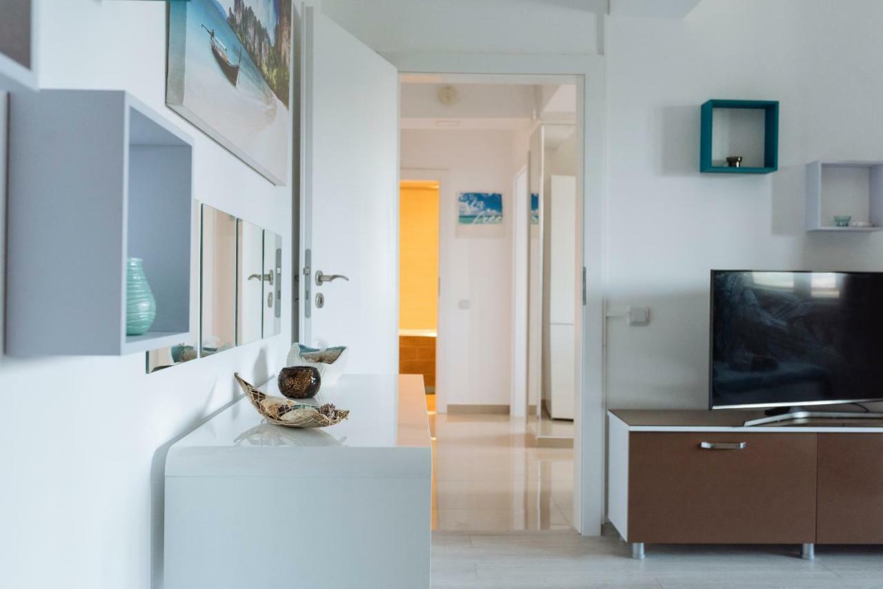 Luxury Flat 9 Near Metro Apartment บูคาเรสต์ ภายนอก รูปภาพ