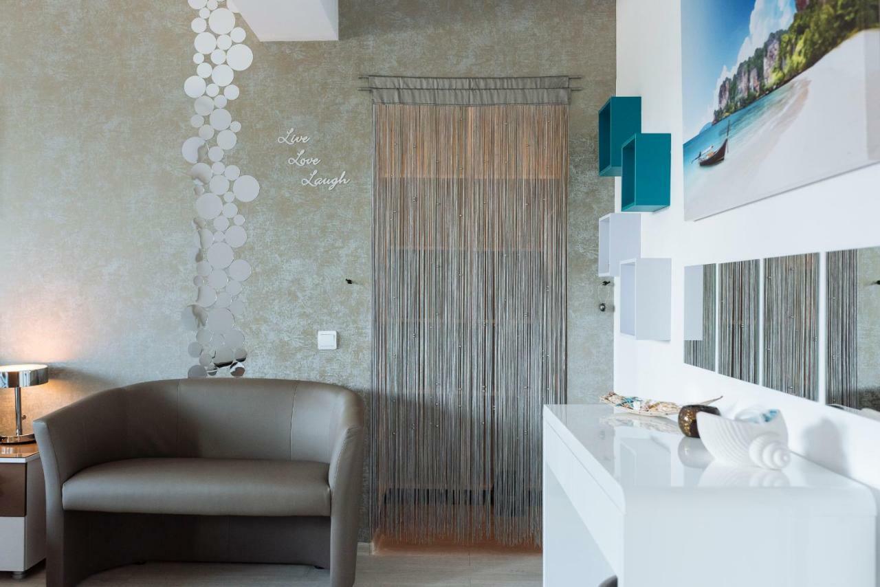 Luxury Flat 9 Near Metro Apartment บูคาเรสต์ ภายนอก รูปภาพ